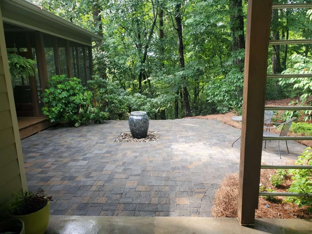 custom paver patio landscaper north georgia